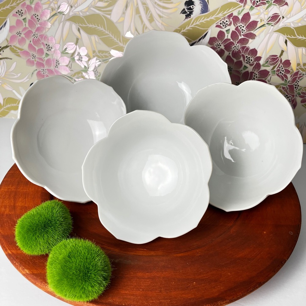 VTG Lotus Petal Bowls Set of 4 White Mid Century Japanese Porcelain Replacements